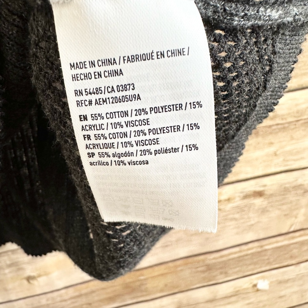 American Eagle Sweater Tank Women’s Size Small Gray Black Knit Mesh Sides - Picture 5 of 5
